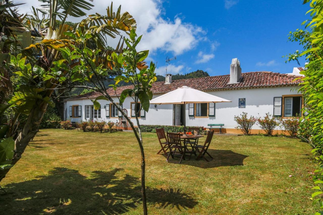 Domus Adepta Family W Garden Villa Furnas  Kültér fotó